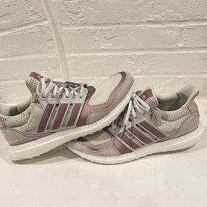 adidas Running Ultraboost DNA S&L Running Shoes